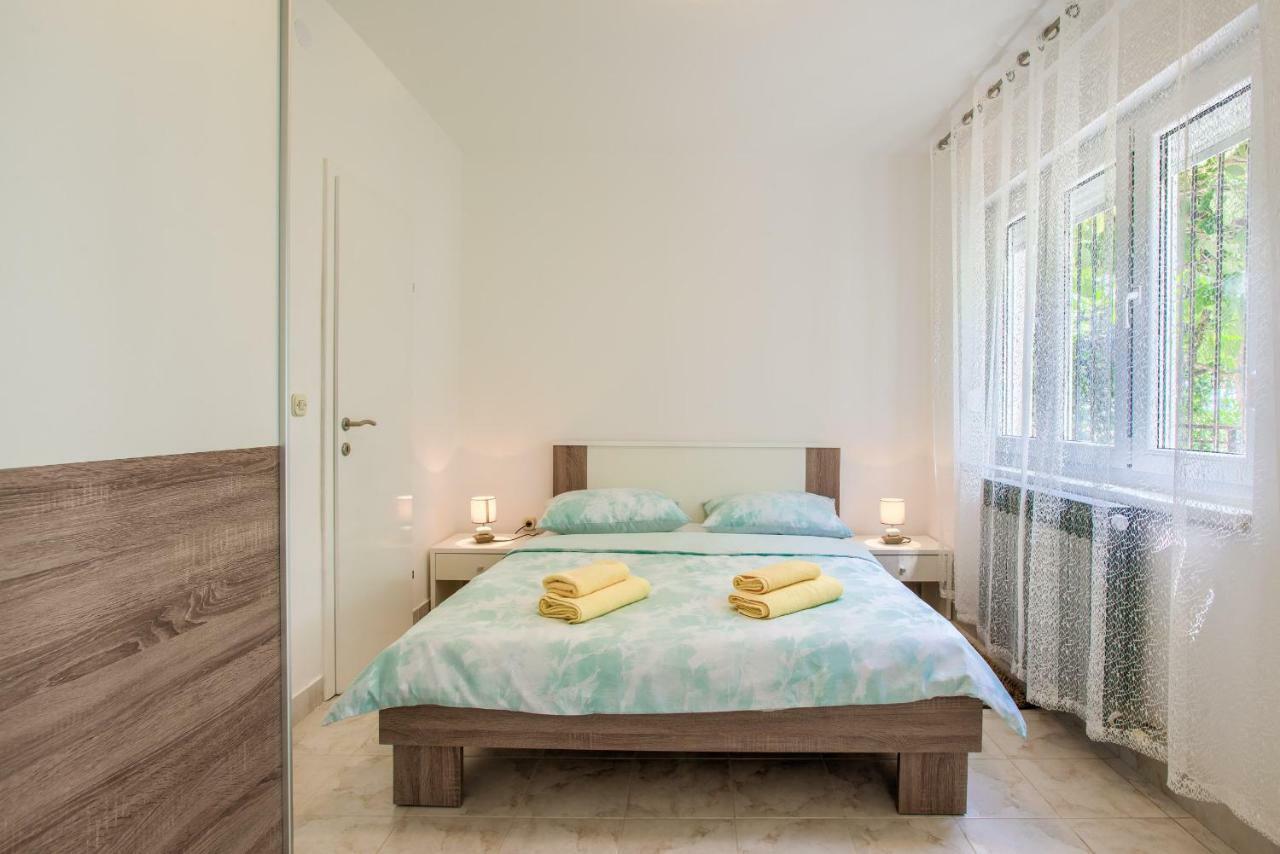 PUY Apartman Paola מראה חיצוני תמונה