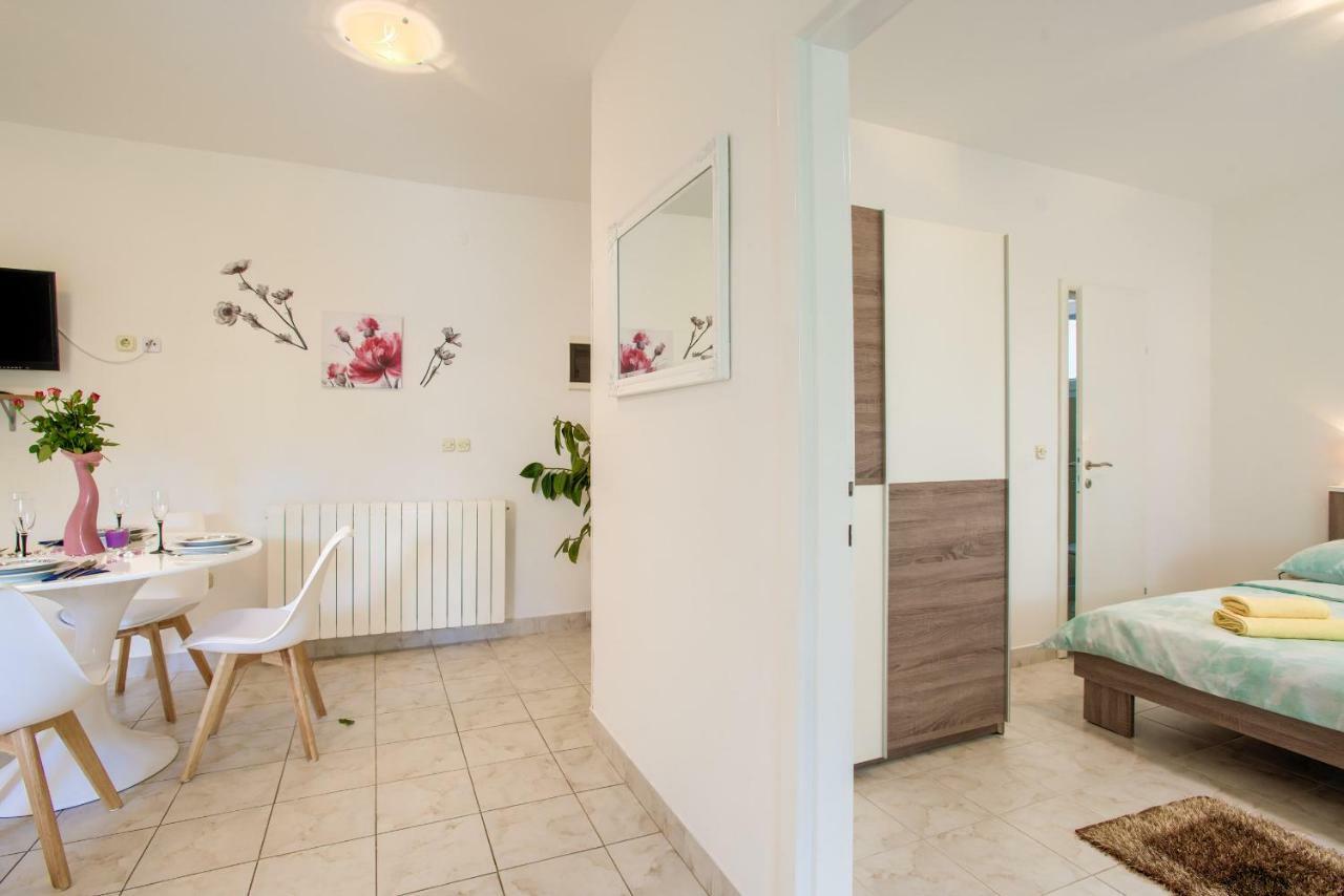 PUY Apartman Paola מראה חיצוני תמונה