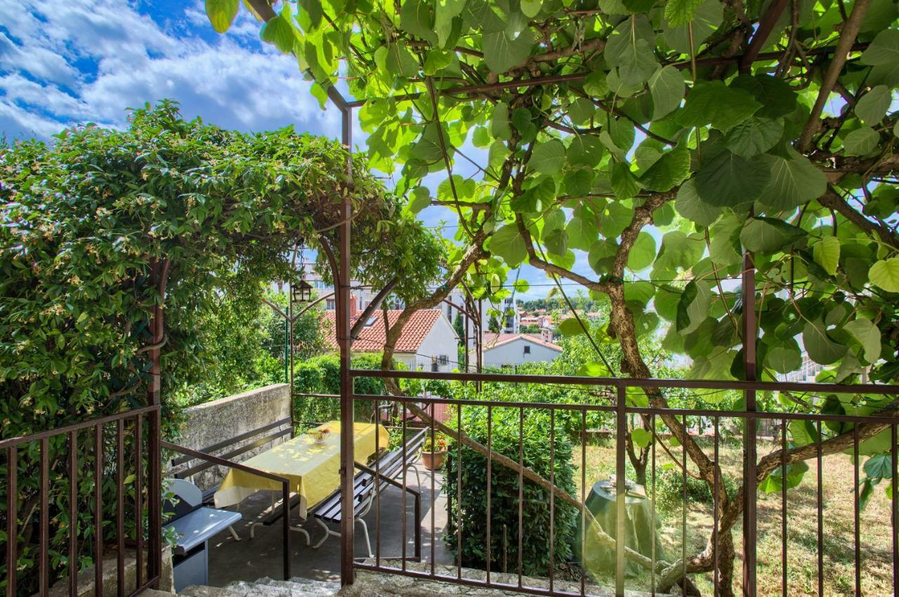 PUY Apartman Paola מראה חיצוני תמונה